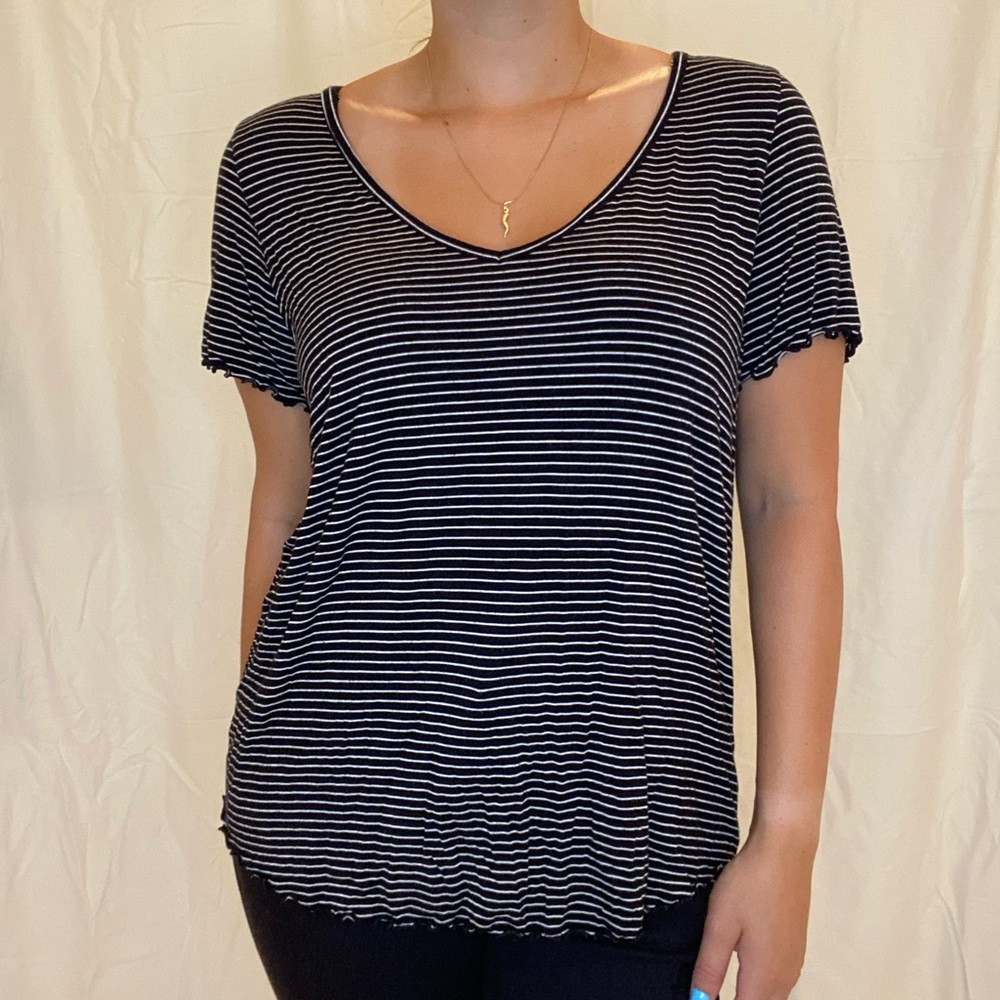 Black & white stripped Tee